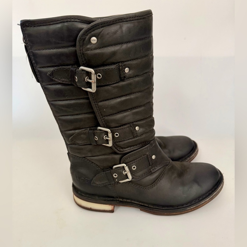 UGG Australia Tatum Moto Winter Boots Womens Size 7 EUR 38 Quilted Black Leather